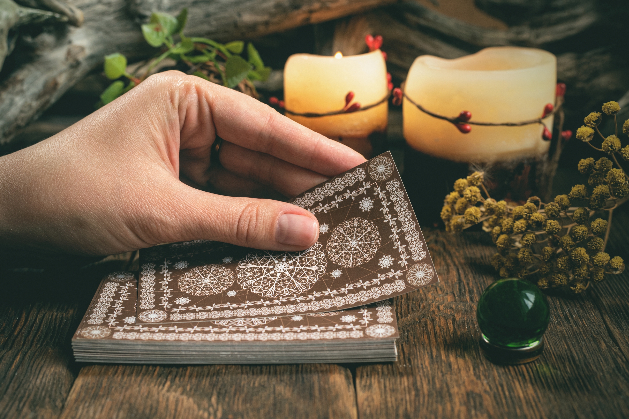 Gain Insight Into Your Future Through Phone Tarot Reading Services